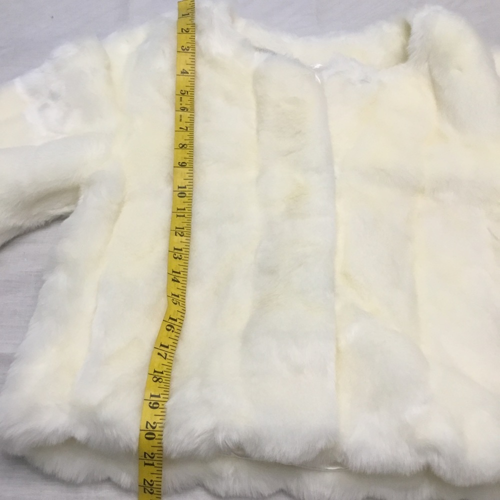 Off white Calvin Klein faux fur jacket size Sm - Picture 2 of 16